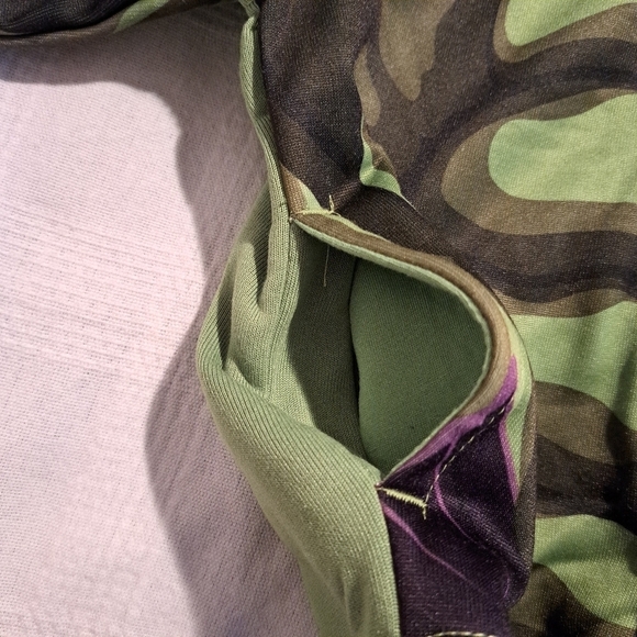 Marvel Avengers Age of Ultron boys size 3T zip up hoodie, New - Picture 2 of 7